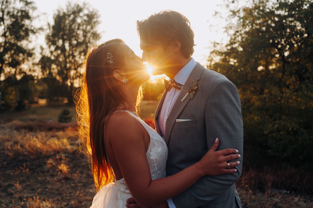 zdjęcia ślubne pod słońce, Fotograf ślubny Toruń